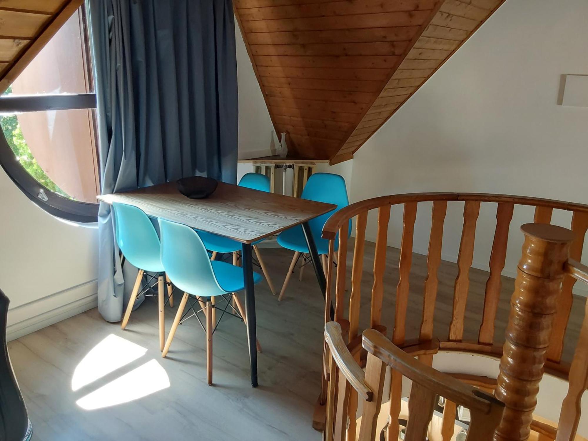 Tuerkiz Apartman - 5 Szobas 13 Fos Apartmanhaz 4Km A Balaton- Balatonszabadi Fürdőtelep Zewnętrze zdjęcie