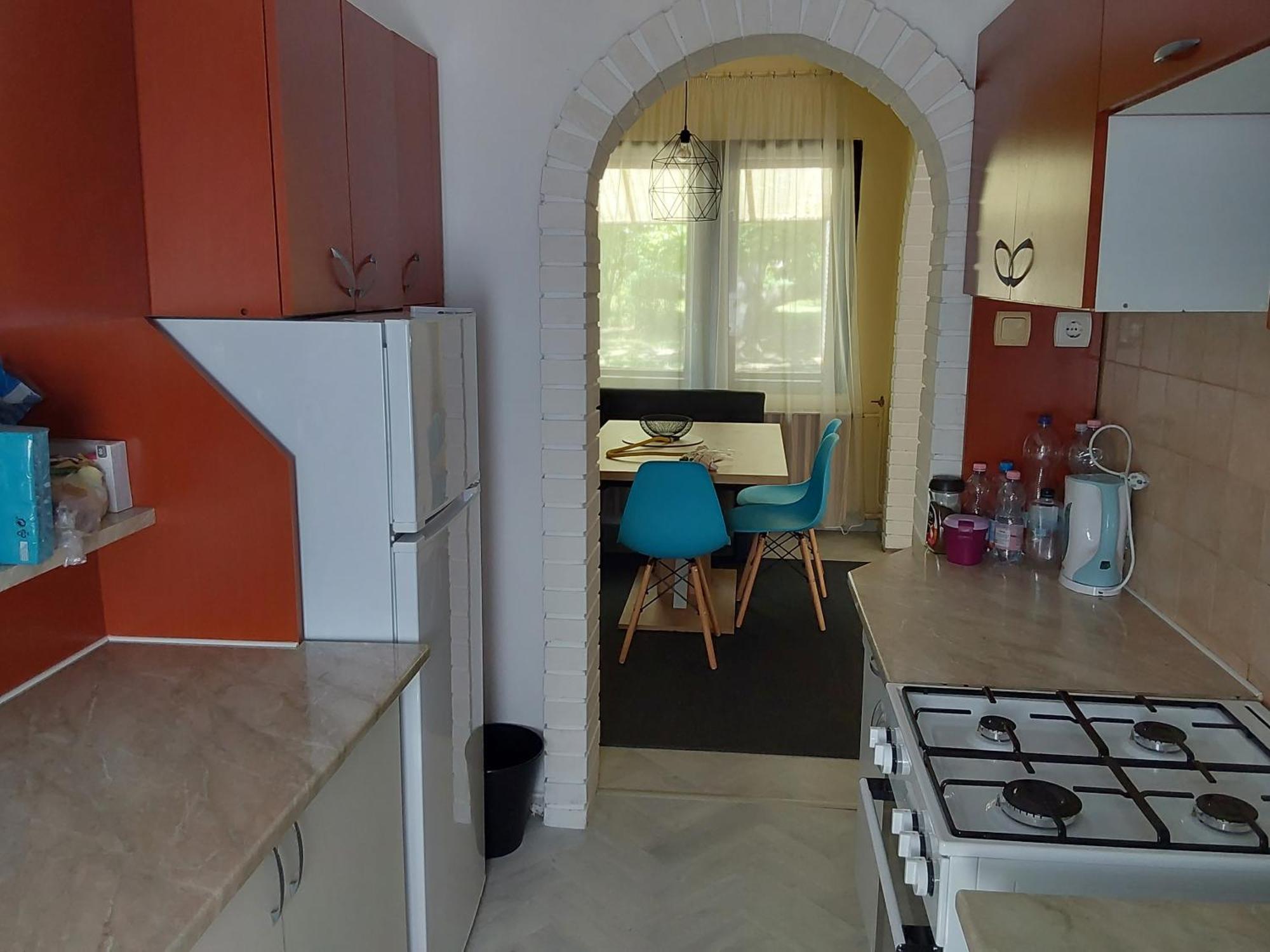 Tuerkiz Apartman - 5 Szobas 13 Fos Apartmanhaz 4Km A Balaton- Balatonszabadi Fürdőtelep Zewnętrze zdjęcie